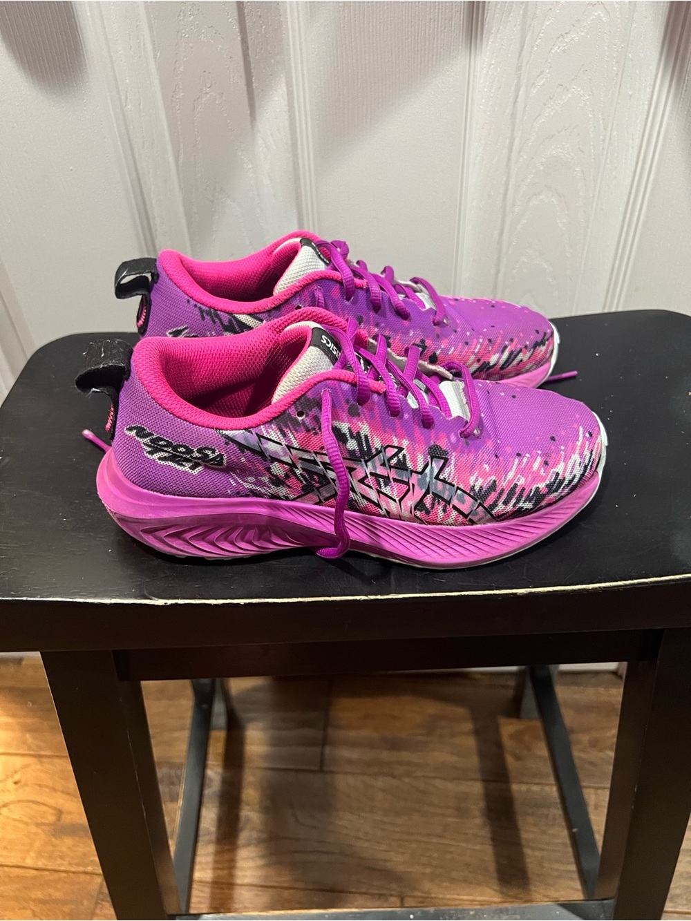 Asics kids gel Noosa tri size 3 Performance Running Shoes